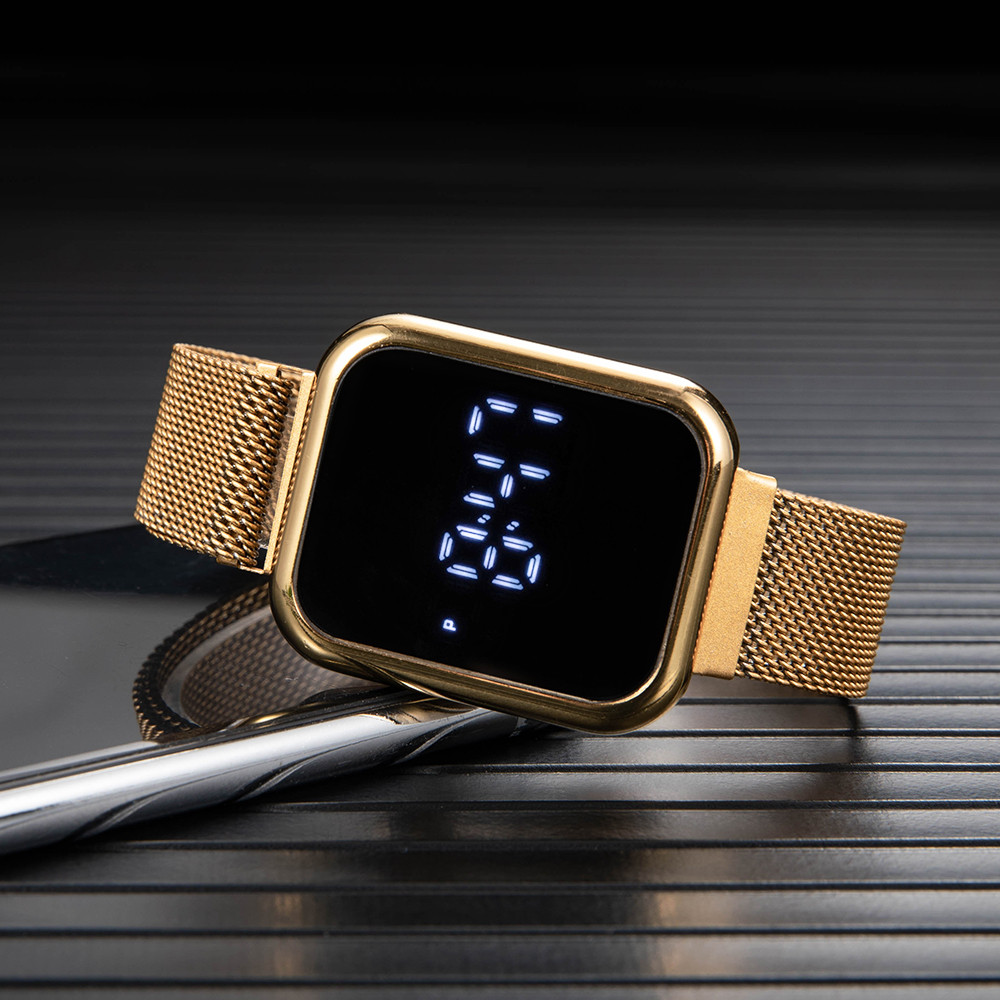 Модные прямоугольные цифровые  – обзор и цена Luxury Watch Market