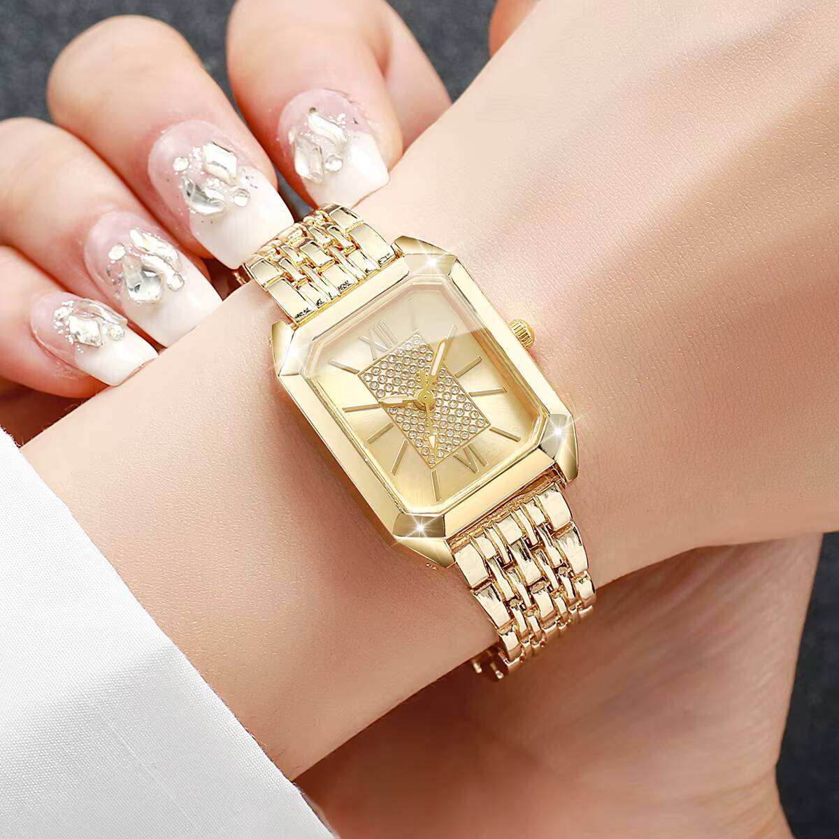 Модные прямоугольные женские ч – обзор и цена Luxury Watch Cartier