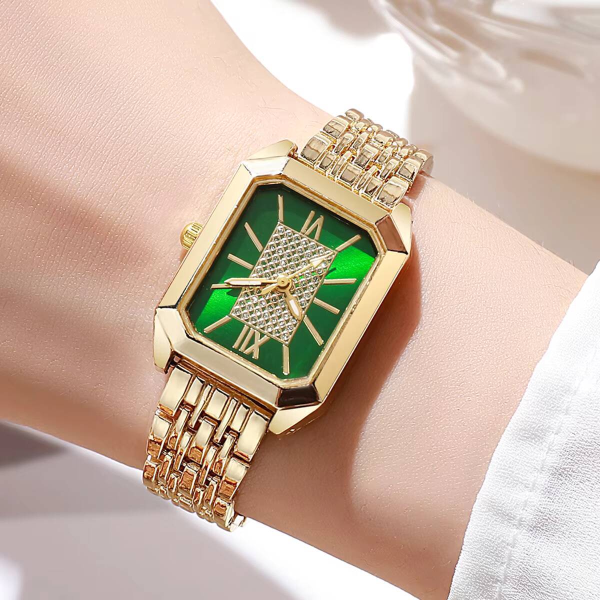 Модные прямоугольные женские ч – обзор и цена Luxury Watch Cartier